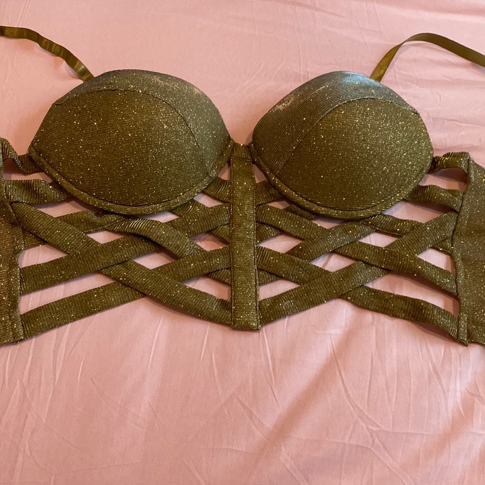 Fashion nova laya bra top